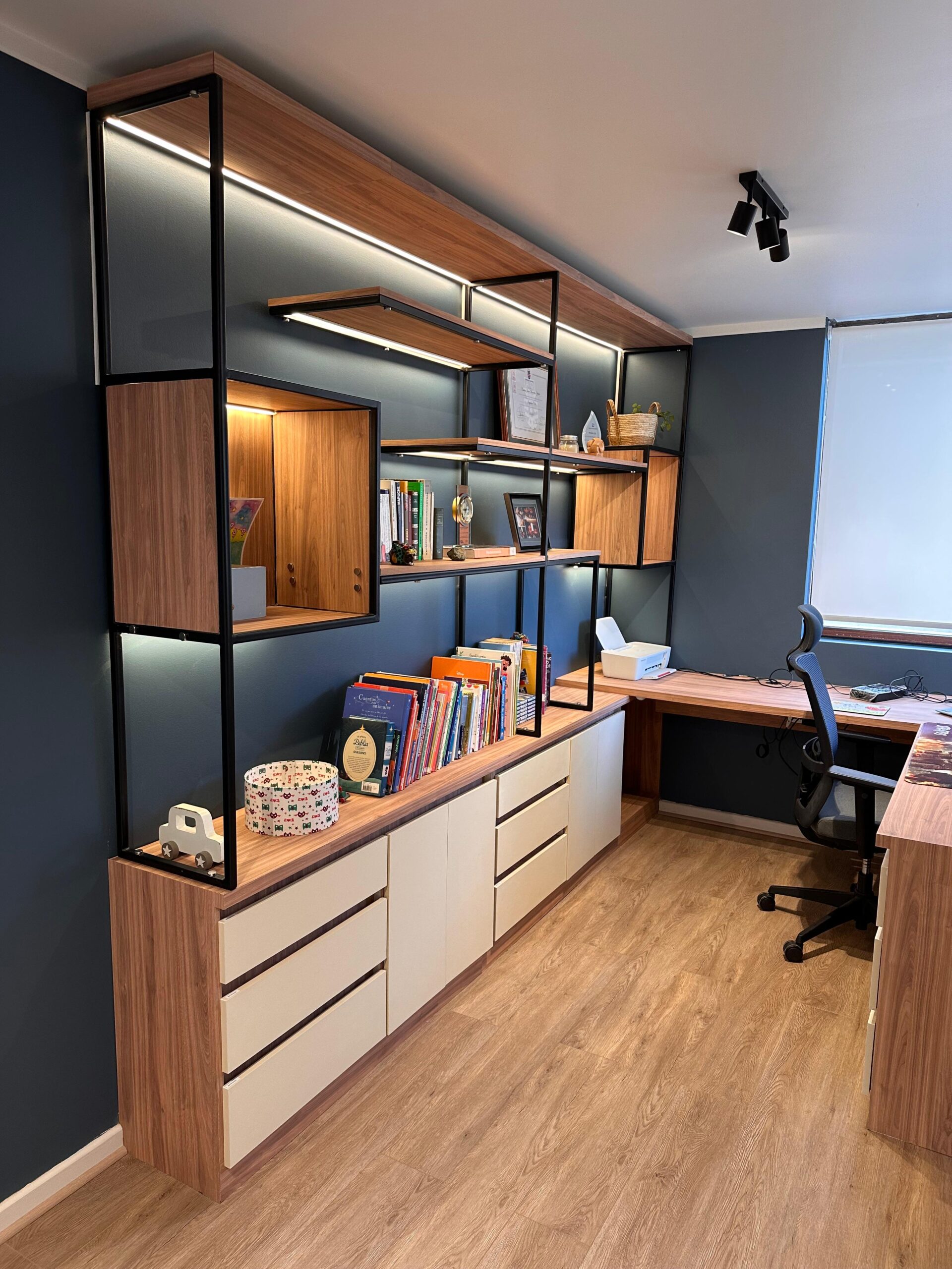 Mobiliario de oficina y biblioteca a medida Concepción - Sobel Muebles